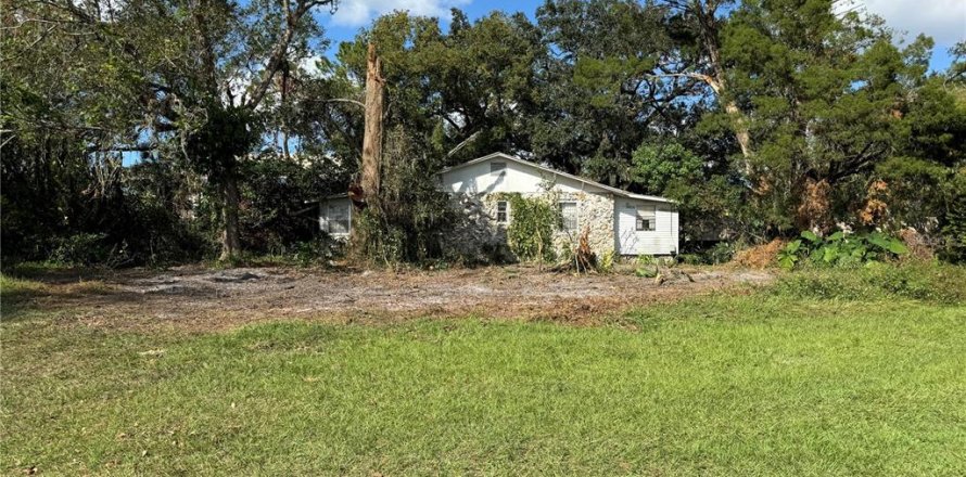 House in Tampa, Florida 2 bedrooms, 109.25 sq.m. № 1879703
