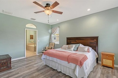 House in Parrish, Florida 4 bedrooms, 304.25 sq.m. № 1849900 - photo 15