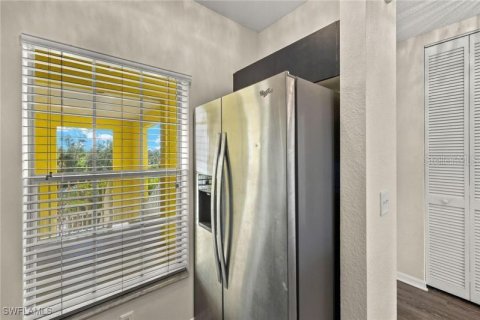Condo in Punta Gorda, Florida, 2 bedrooms  № 1718085 - photo 13