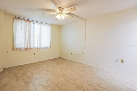 Купить кондоминиум в Клируотер, Флорида 8 комнат, 106.84м2, № 1898790 - фото 17