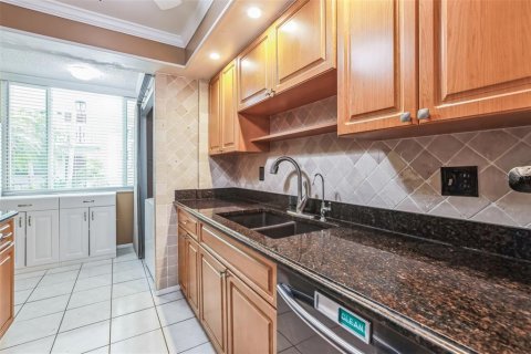 Купить кондоминиум в Клируотер, Флорида 8 комнат, 106.84м2, № 1898790 - фото 8