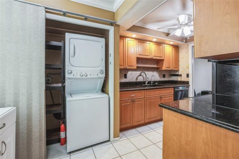 Купить кондоминиум в Клируотер, Флорида 8 комнат, 106.84м2, № 1898790 - фото 5