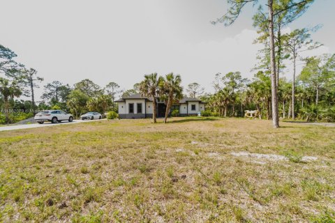 Casa en venta en Naples, Florida, 3 dormitorios № 1890625 - foto 4