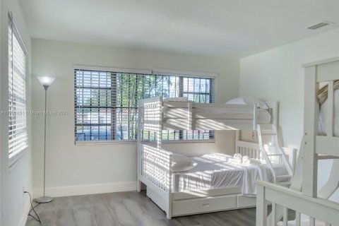 Villa ou maison à vendre à Miami, Floride: 3 chambres, 149.29 m2 № 1975779 - photo 8