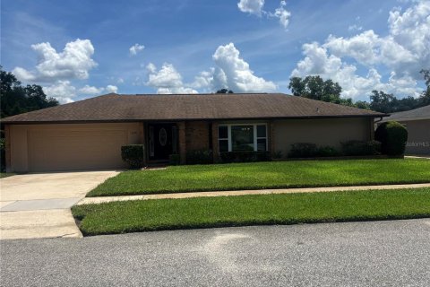 House in Oviedo, Florida 4 bedrooms, 195.47 sq.m. № 1886169 - photo 1