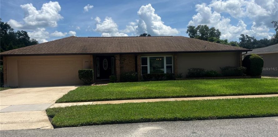 House in Oviedo, Florida 4 bedrooms, 195.47 sq.m. № 1886169