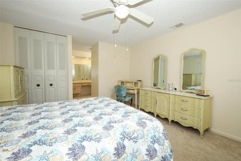 House in Oviedo, Florida 4 bedrooms, 195.47 sq.m. № 1886169 - photo 18