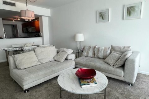 Купить кондоминиум в Майами, Флорида 1 спальня, 74.88м2, № 2173712 - фото 8