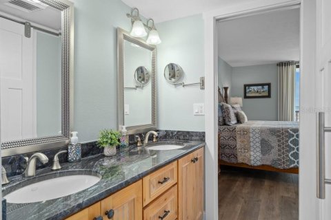 Copropriété à vendre à Clearwater, Floride: 2 chambres, 149.57 m2 № 2419108 - photo 24