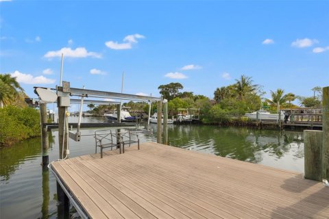 Villa ou maison à vendre à Saint Petersburg, Floride: 3 chambres, 203.08 m2 № 1588559 - photo 9