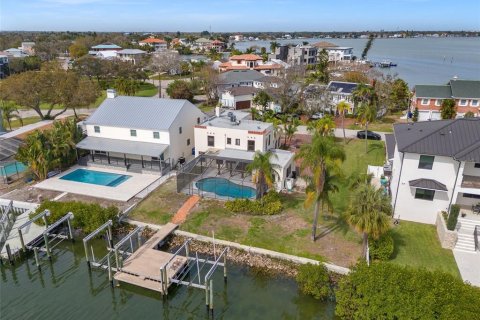 Villa ou maison à vendre à Saint Petersburg, Floride: 3 chambres, 203.08 m2 № 1588559 - photo 4