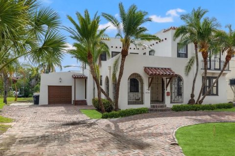 Villa ou maison à vendre à Saint Petersburg, Floride: 3 chambres, 203.08 m2 № 1588559 - photo 5