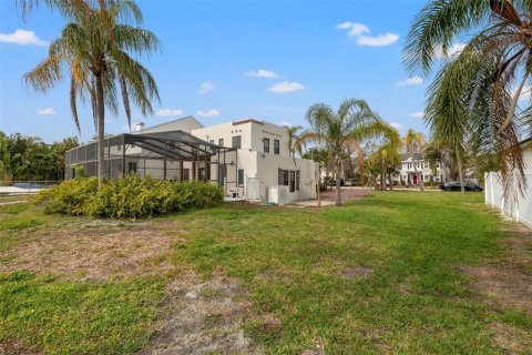 Villa ou maison à vendre à Saint Petersburg, Floride: 3 chambres, 203.08 m2 № 1588559 - photo 6