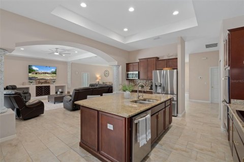 House in Spring Hill, Florida 7 bedrooms, 488.48 sq.m. № 2109422 - photo 27