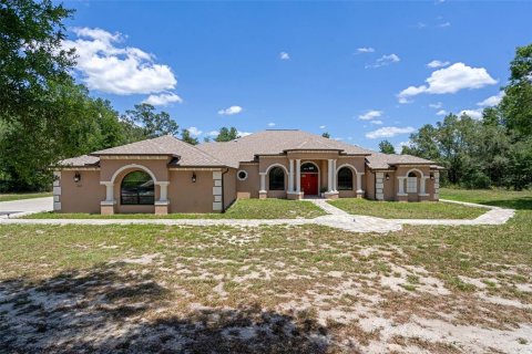 House in Spring Hill, Florida 7 bedrooms, 488.48 sq.m. № 2109422 - photo 6