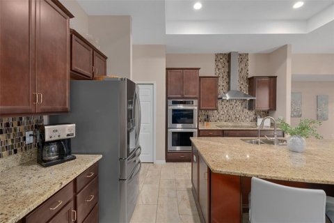 House in Spring Hill, Florida 7 bedrooms, 488.48 sq.m. № 2109422 - photo 23