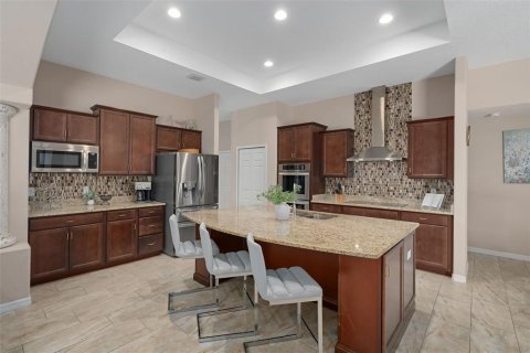 House in Spring Hill, Florida 7 bedrooms, 488.48 sq.m. № 2109422 - photo 21