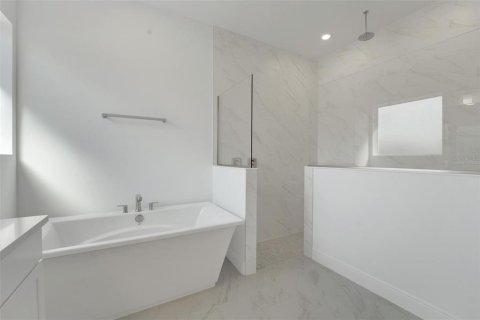 Villa ou maison à vendre à Windermere, Floride: 4 chambres, 254.55 m2 № 2152421 - photo 10