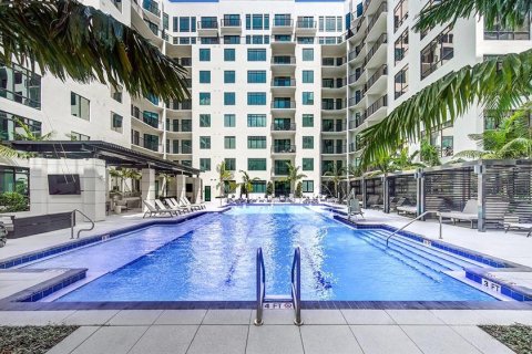 Appartement à louer à Sarasota, Floride: 3 chambres, 167.22 m2 № 1586210 - photo 1