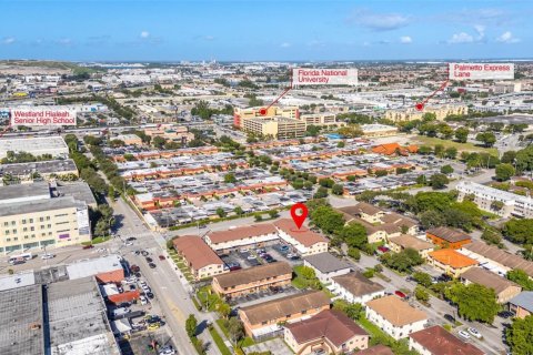 Touwnhouse à louer à Hialeah, Floride: 2 chambres, 96.99 m2 № 2402695 - photo 22