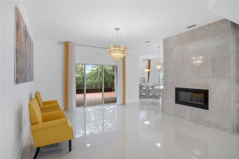 Casa en venta en Poinciana, Florida, 2 dormitorios, 189.33 m2 № 1777235 - foto 13