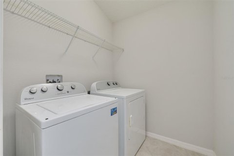 Adosado en venta en Pinellas Park, Florida, 3 dormitorios, 139.35 m2 № 2235429 - foto 16