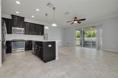 Adosado en venta en Pinellas Park, Florida, 3 dormitorios, 139.35 m2 № 2235429 - foto 6