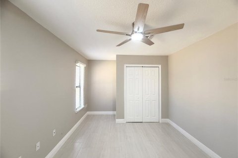 House in Kissimmee, Florida 4 bedrooms, 190.73 sq.m. № 2202341 - photo 29