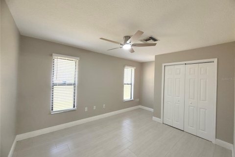 House in Kissimmee, Florida 4 bedrooms, 190.73 sq.m. № 2202341 - photo 28