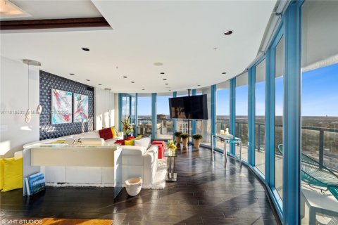 Condo in Fort Lauderdale, Florida, 3 bedrooms  № 1775958 - photo 16
