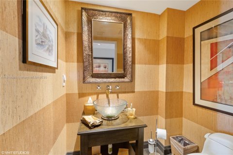 Condo in Fort Lauderdale, Florida, 3 bedrooms  № 1775958 - photo 27