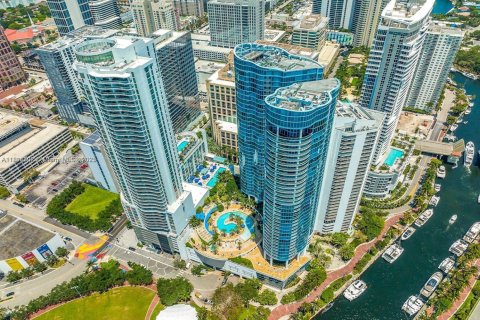 Condo in Fort Lauderdale, Florida, 3 bedrooms  № 1775958 - photo 2