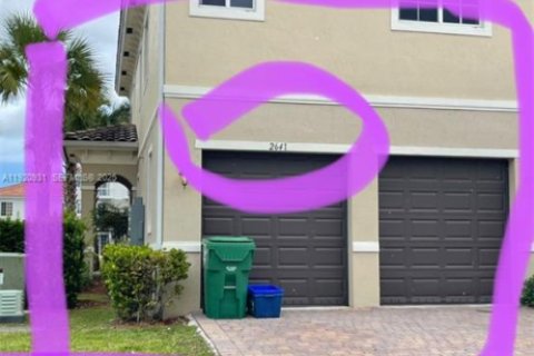 Touwnhouse à louer à Miramar, Floride: 3 chambres, 159.79 m2 № 1982032 - photo 19