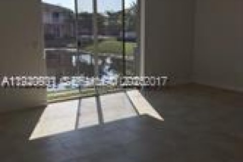 Touwnhouse à louer à Miramar, Floride: 3 chambres, 159.79 m2 № 1982032 - photo 8