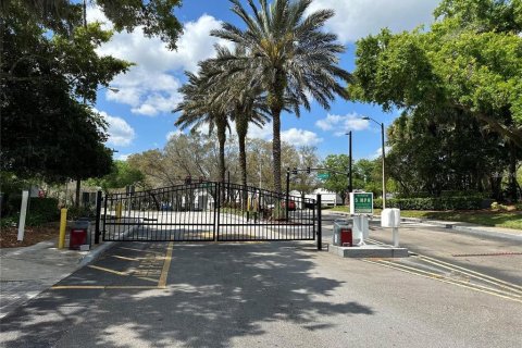 Condominio en alquiler en Lake Mary, Florida, 1 dormitorio, 65.12 m2 № 1913956 - foto 19