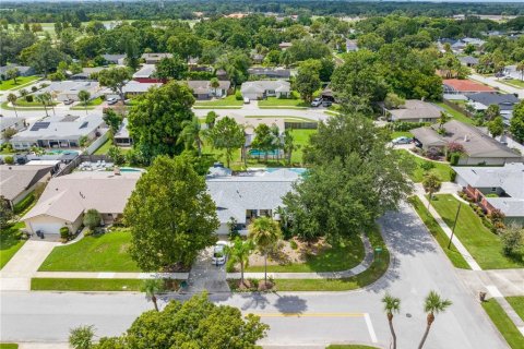 Casa en venta en Winter Park, Florida, 4 dormitorios, 204.38 m2 № 1914507 - foto 17