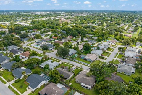 Casa en venta en Winter Park, Florida, 4 dormitorios, 204.38 m2 № 1914507 - foto 20