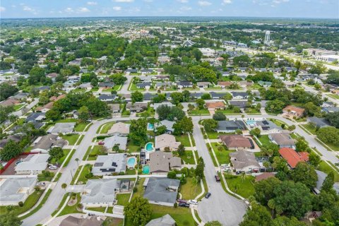Casa en venta en Winter Park, Florida, 4 dormitorios, 204.38 m2 № 1914507 - foto 24