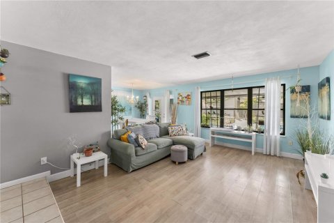 Casa en venta en Winter Park, Florida, 4 dormitorios, 204.38 m2 № 1914507 - foto 29