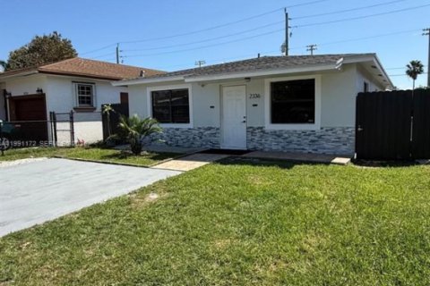 Casa en venta en Hollywood, Florida, 3 dormitorios № 2057594 - foto 3