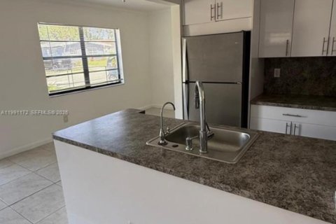 Casa en venta en Hollywood, Florida, 3 dormitorios № 2057594 - foto 6