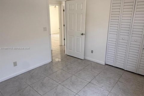 Casa en venta en Hollywood, Florida, 3 dormitorios № 2057594 - foto 15