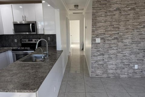 Casa en venta en Hollywood, Florida, 3 dormitorios № 2057594 - foto 5