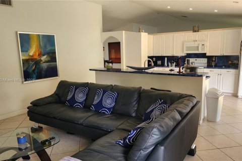 Купить виллу или дом в Плантация, Флорида 4 спальни, 196.58м2, № 1934376 - фото 12