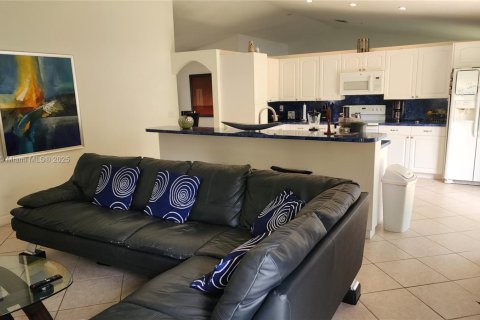 Купить виллу или дом в Плантация, Флорида 4 спальни, 196.58м2, № 1934376 - фото 13