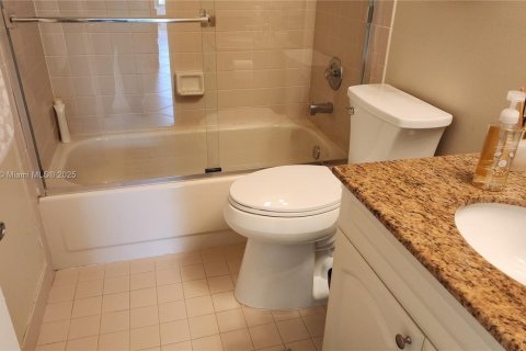 Купить виллу или дом в Плантация, Флорида 4 спальни, 196.58м2, № 1934376 - фото 20