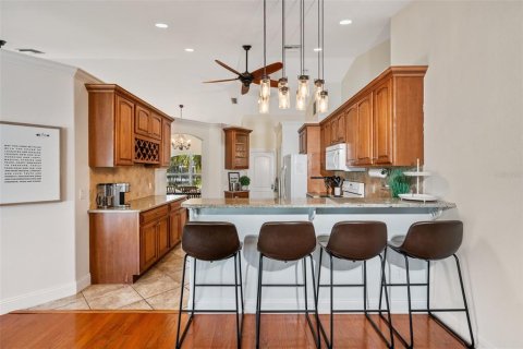 House in Englewood, Florida 4 bedrooms, 189.61 sq.m. № 1355756 - photo 11
