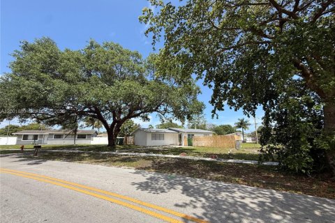 Villa ou maison à Fort Lauderdale, Floride 3 chambres, 116.31 m2 № 2070778