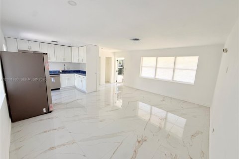Villa ou maison à vendre à Fort Lauderdale, Floride: 3 chambres, 116.31 m2 № 2070778 - photo 20