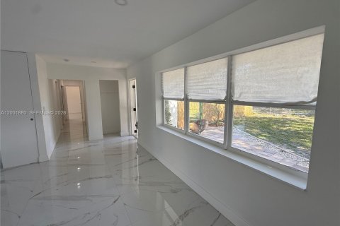 Villa ou maison à vendre à Fort Lauderdale, Floride: 3 chambres, 116.31 m2 № 2070778 - photo 21